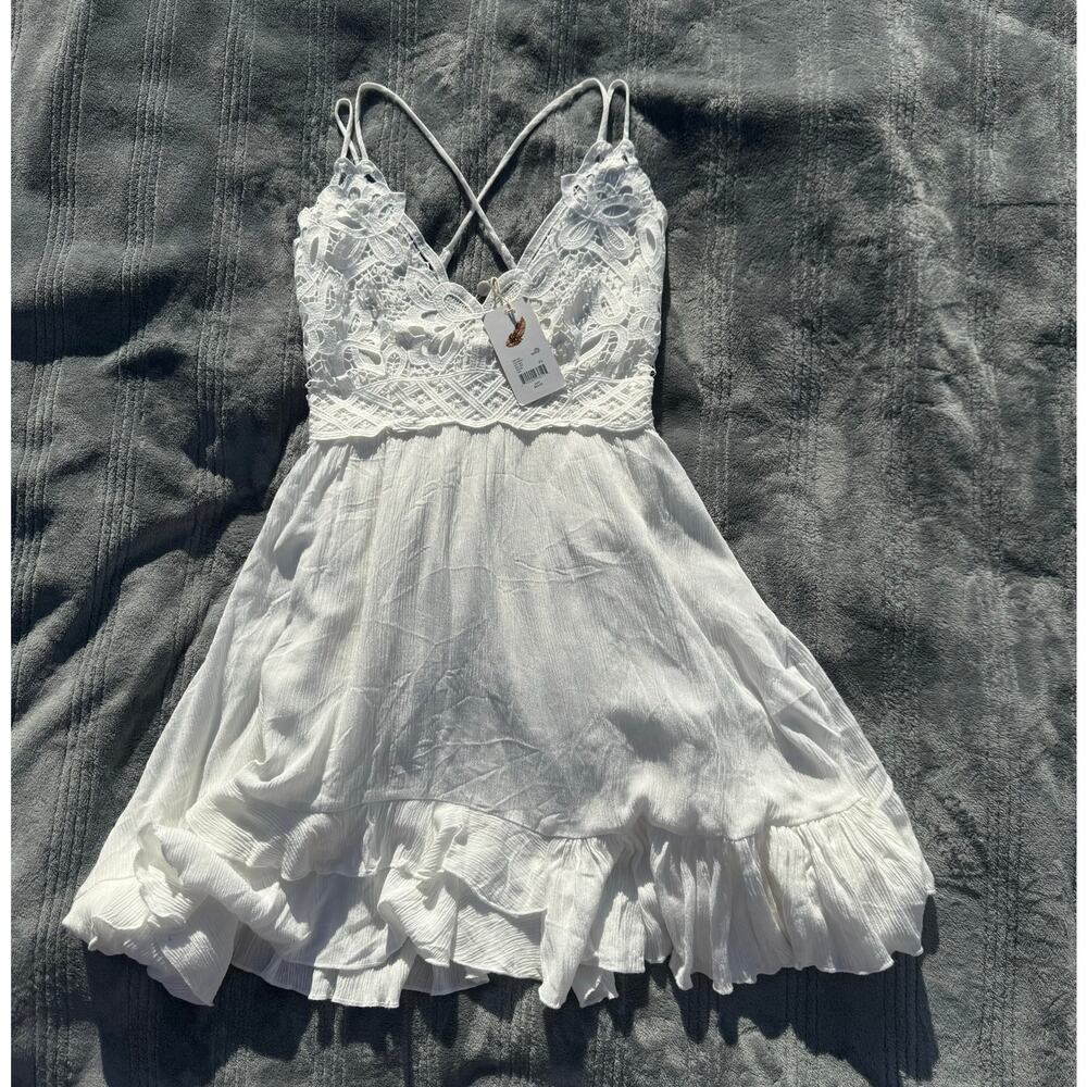 NWT C&V Chealsea & Violet Boho White Strappy Lace Mini Slip Dress Women’s XS - Picture 4 of 13